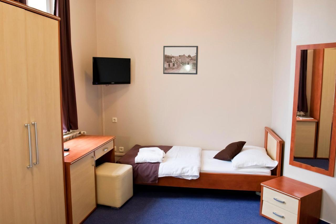 Hotel Pakrac Экстерьер фото